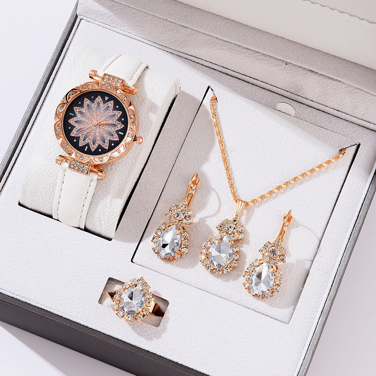 The Poise Quartz Watch
